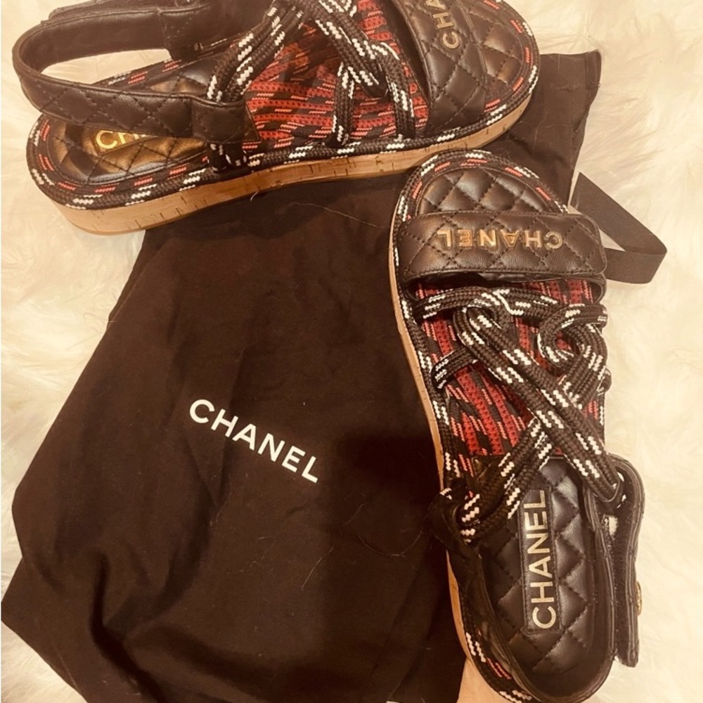CHANEL dad sandals